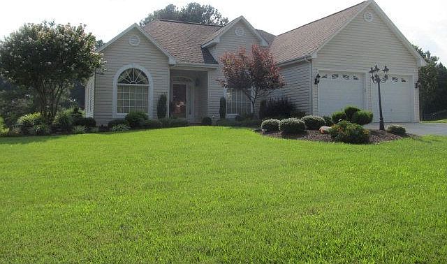 1st image of 805 Kristen Ln