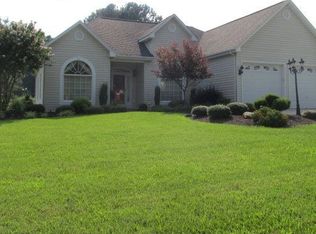 805 Kristen Ln, Danville, VA 24540