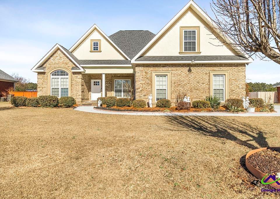 1st image of 302 Estates Way