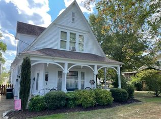 841 Chestnut St, Thayer, MO 65791