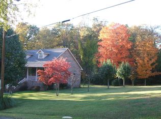 943 Strange Rd, Lenoir City, TN 37772