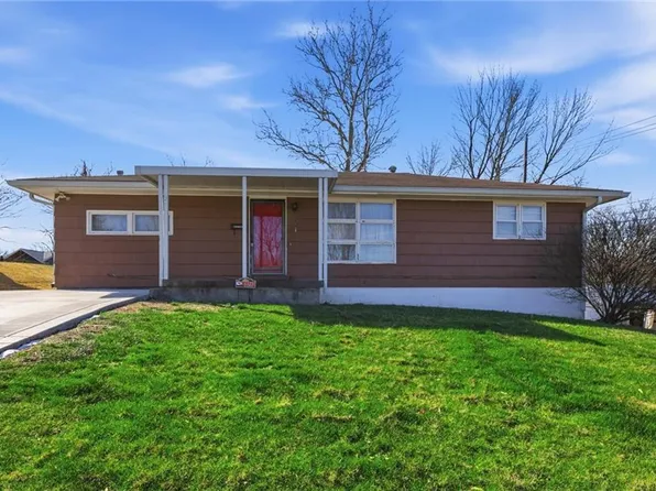 4323 Yecker Ave, Kansas City, KS 66104