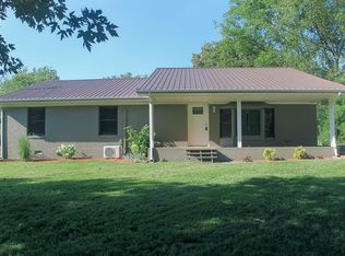 288 Clubbs Rd, Portland, TN 37148