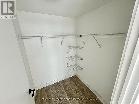 5th image of 108 Peter St #5106