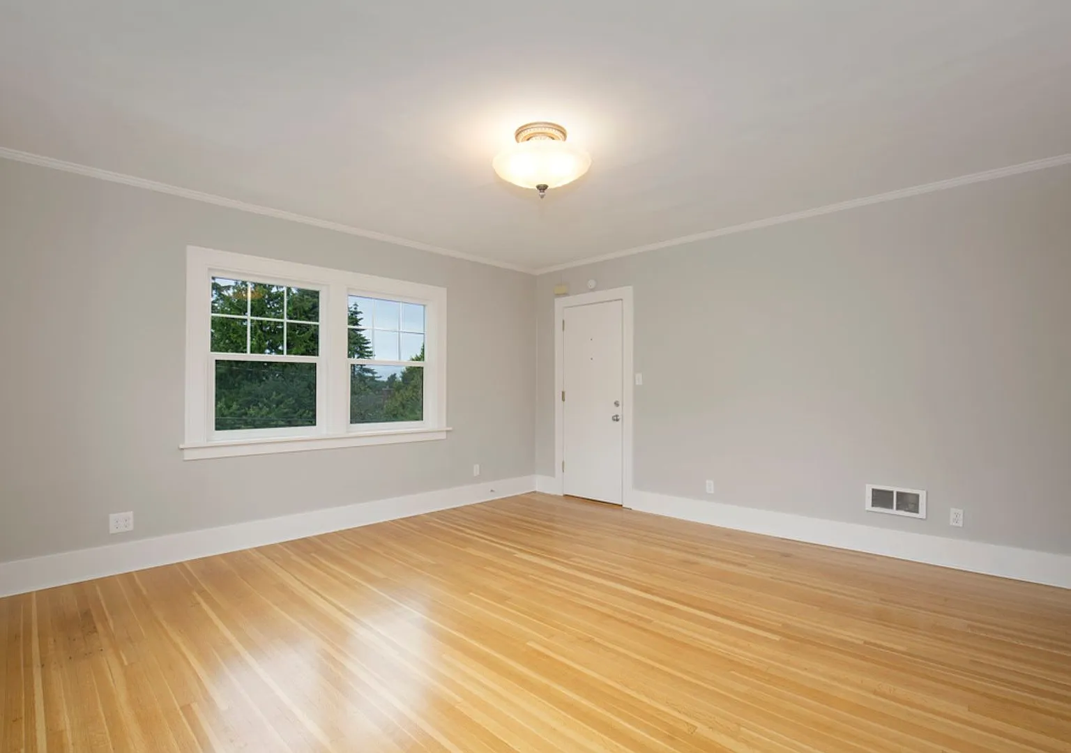 The Sherne Apartments — Photo 3