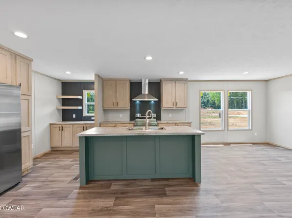 3045 Clifford Rd, Luray, TN 38352