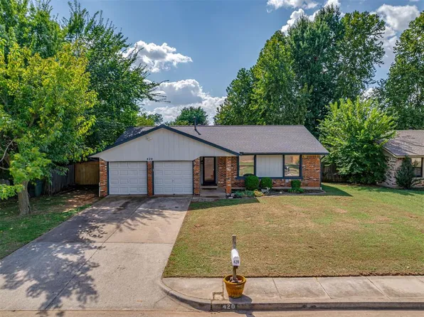420 Brighton Dr, Edmond, OK 73003