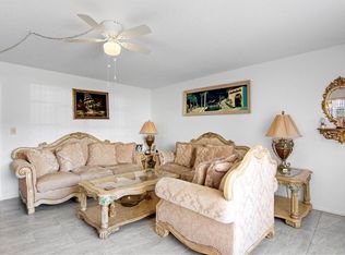 11 S Vista Palm Ln #102, Vero Beach, FL 32962