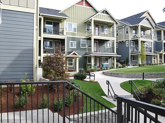 3rd image of 2544 NE Mulberry Walk
