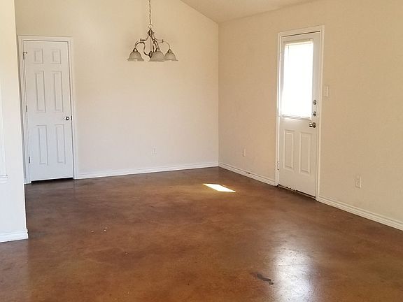 2nd image of 4101 Cambridge Dr #B