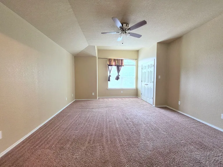 12151 Sugarberry Way — Photo 14