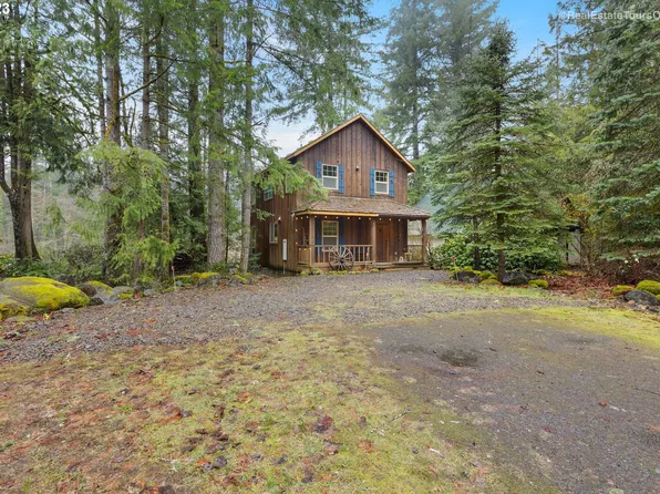 64646 E Sandy River Ln, Rhododendron, OR 97049