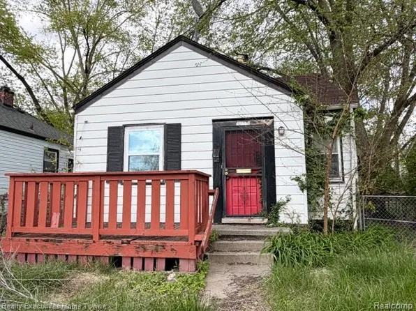 12906 Faust Ave, Detroit, MI 48223