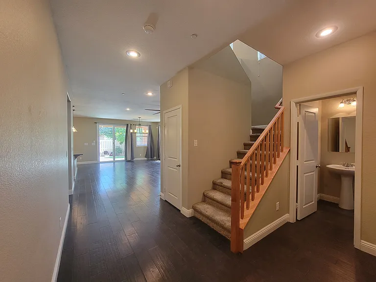 3191 Sisley Garden Ave — Photo 7
