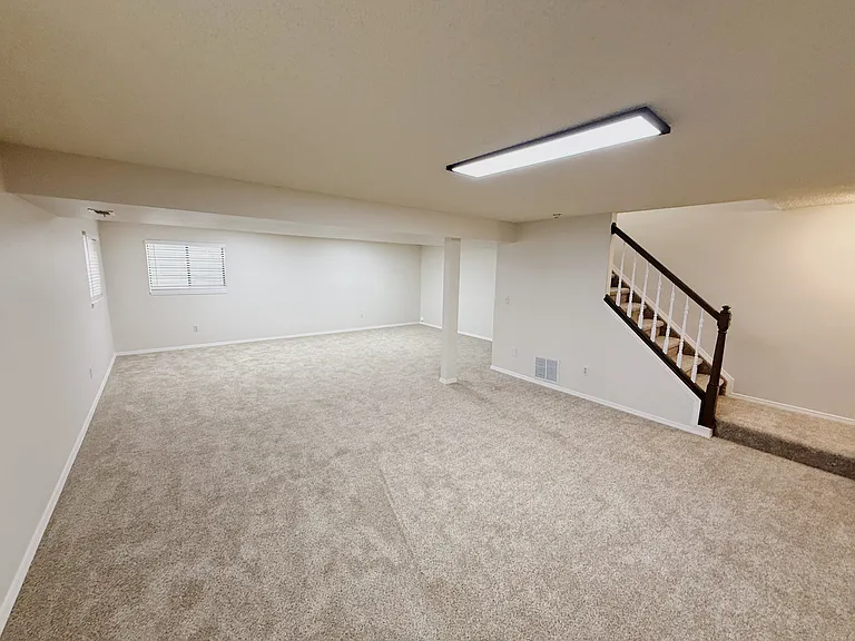 8061 Scarborough Dr — Photo 41