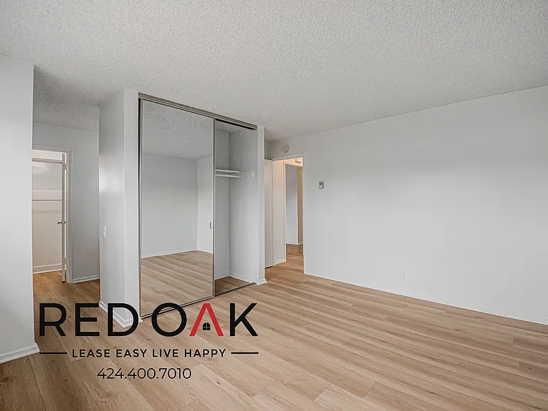 411 E Bay State St — Photo 66