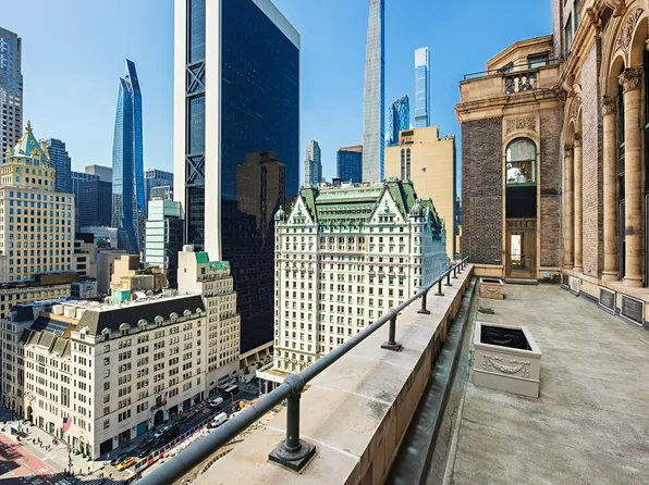 781 5th Avenue image 10 of 15