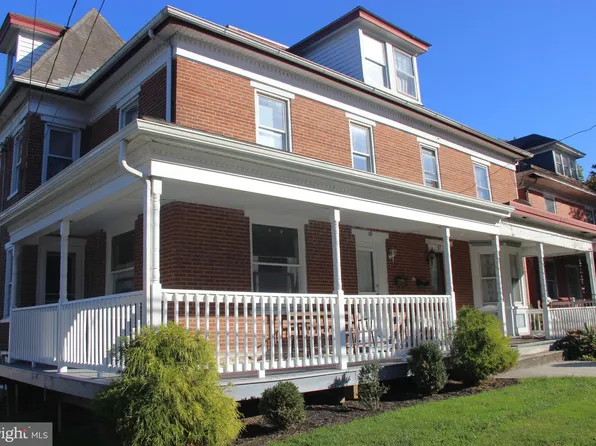 69 N 3rd St, Oxford, PA 19363