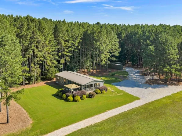 290 T W Leverette Rd, Jackson, GA 30233