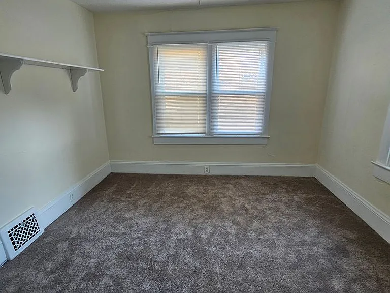 1012 Holton Pl — Photo 8