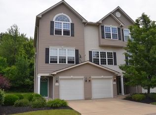 3763 Freedom Pl, Lorain, OH