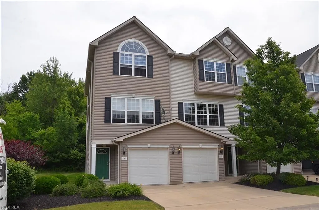 3763 Freedom Pl photo 1