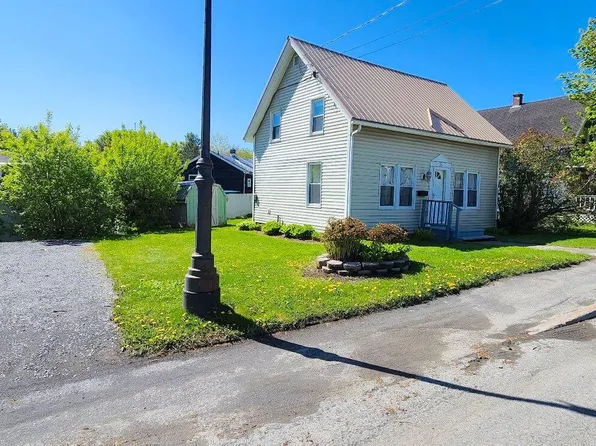 35 Presque Isle Street, Fort Fairfield, ME 04742