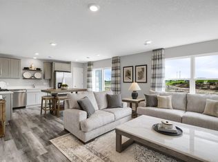 1970 Highview Ter, Shakopee, MN 55379