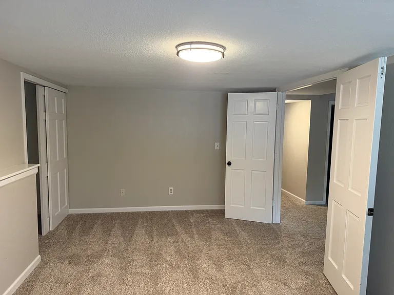 6258 Powell Rd — Photo 16