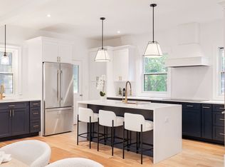 124 Coolidge St, Brookline, MA 02446