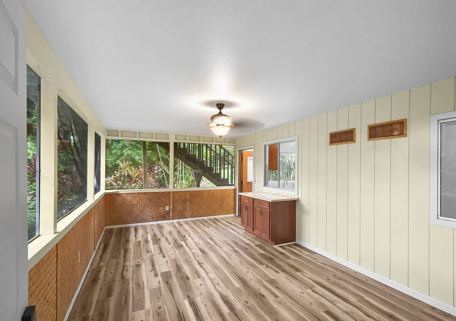 Tropical 3 Bedroom Retreat on Coffee Farm in Kealakekua — Photo 4