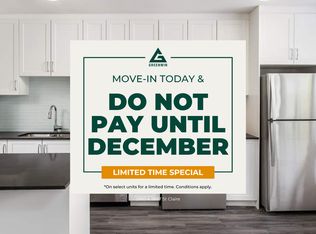 2893 Saint Clair Ave E #1, Toronto, ON M4B 1N5