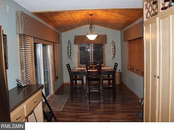 4th image of 330 Sherwood Ct