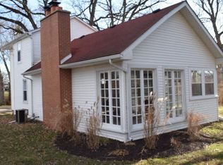 6483 McKinley St, Merrillville, IN 46410