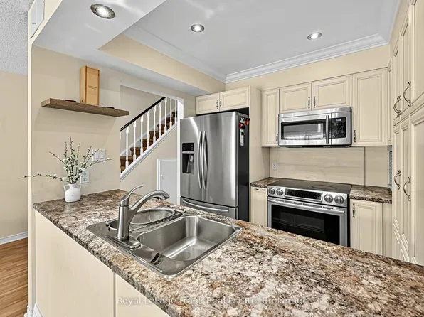 21 Laguna Pkwy Unit 21, Ramara, ON L0K 1B0