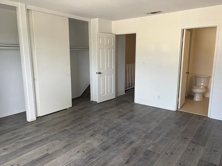 615 E Colorado Blvd #B — Photo 22