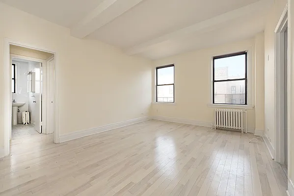 Rented by LivingNY | media 11