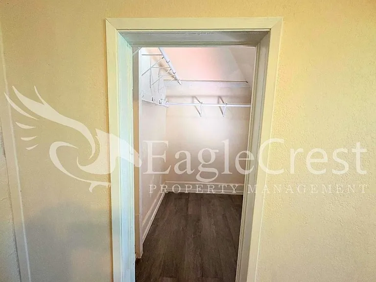 532 Washington St — Photo 43