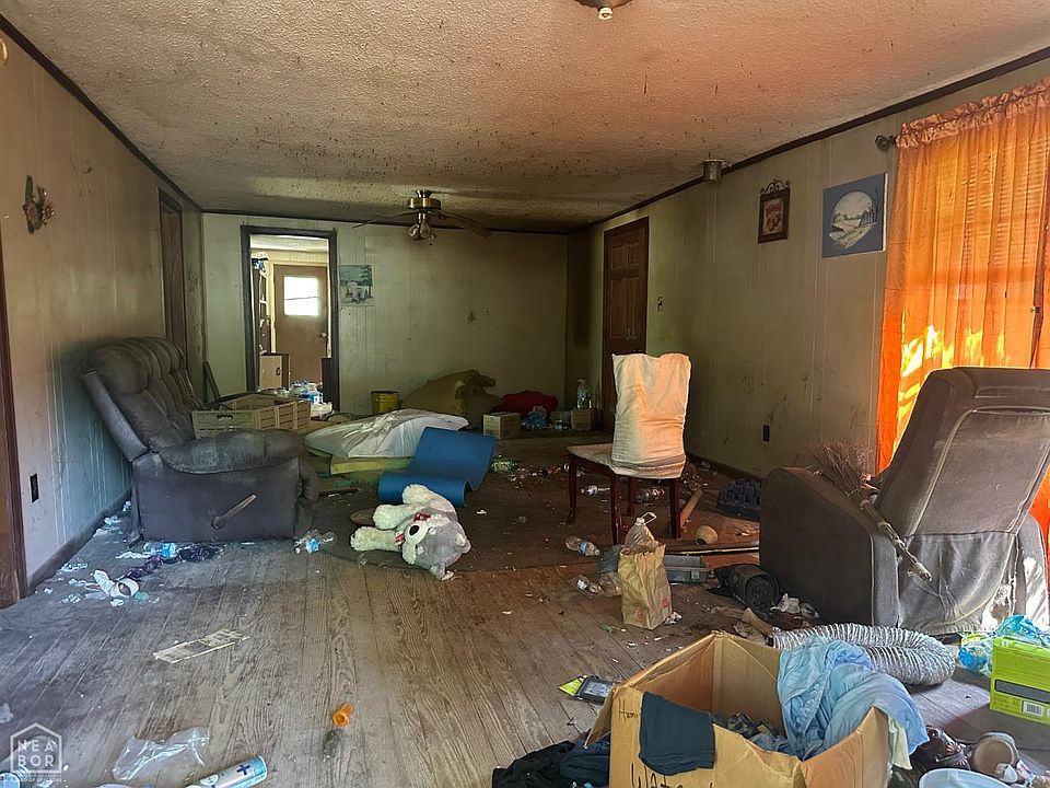 2nd image of 1406 W Pine St