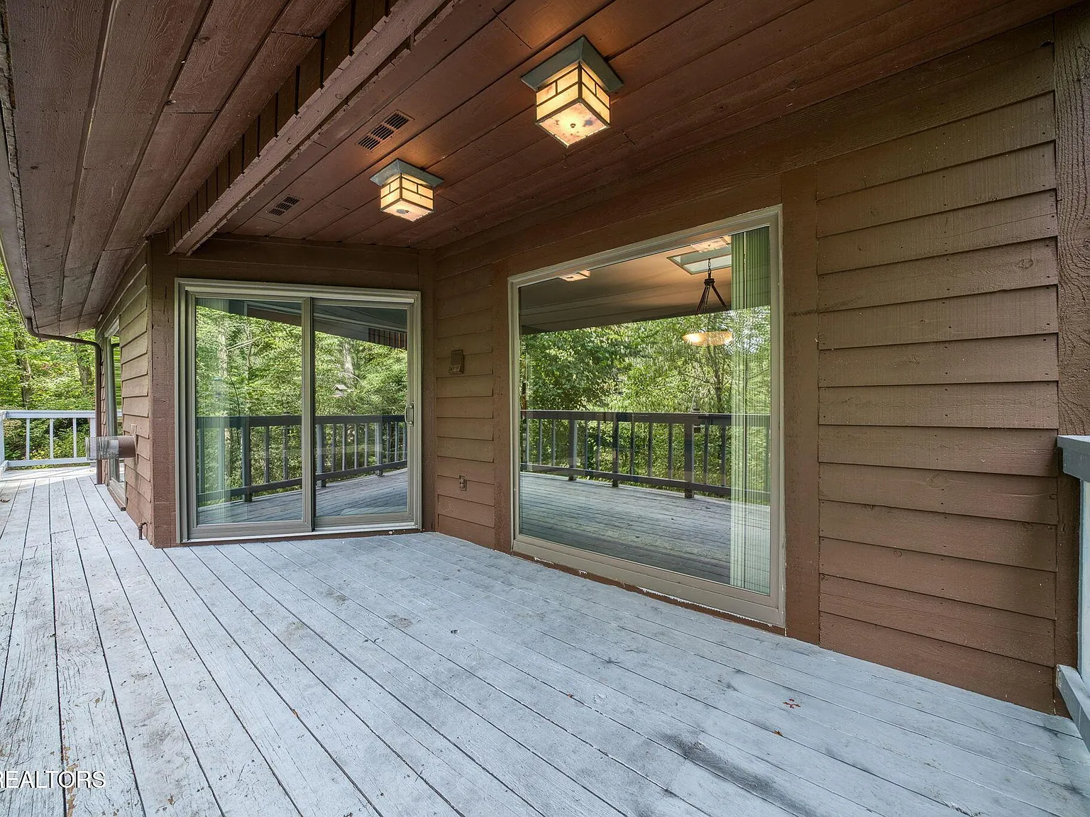 3 bed, 2724 sqft, $2,400 — Photo 3