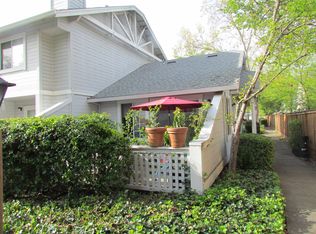 2152 Sunleaf Ln, Santa Rosa, CA 95403