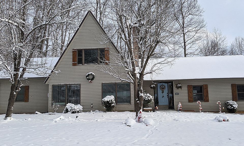 1st image of 1808 Woodhaven Dr