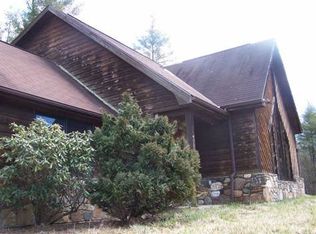 42 Oak Knoll Dr, Burnsville, NC 28714