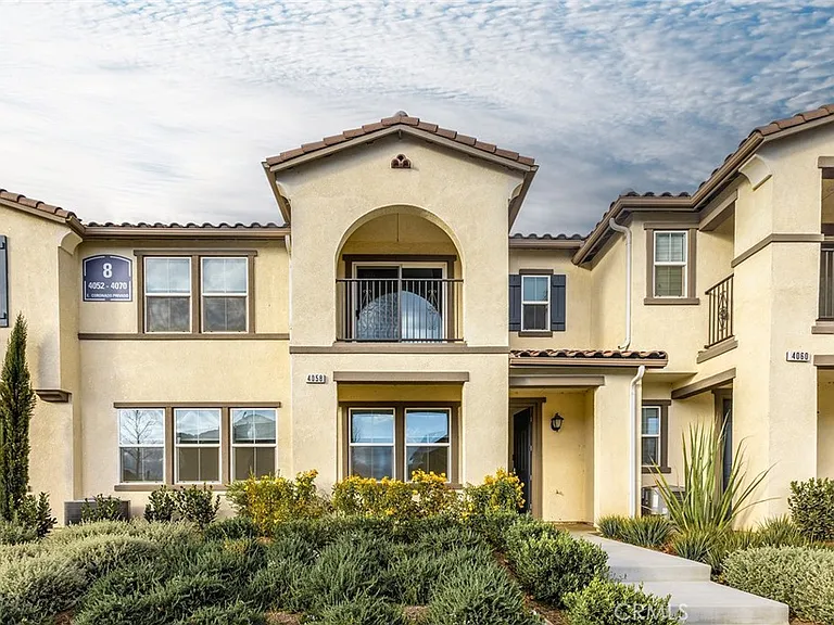 4058 E Coronado Privado — Photo 20