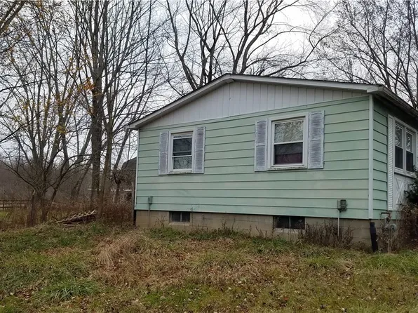 6431 Morrell Ray Rd, Bristolville, OH 44402