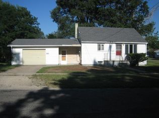 2813 Linwood Rd, Manistee, MI 49660