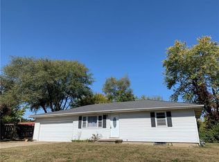 202 E State Route 92, Kearney, MO 64060