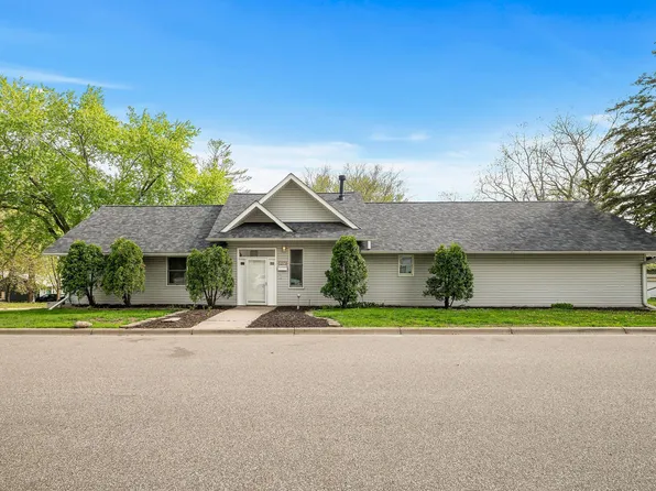 3257 Grimes Ave N, Robbinsdale, MN 55422