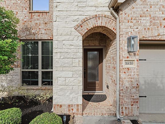 3rd image of 16110 Lower Pecos St