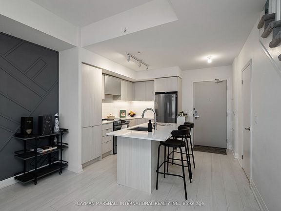 4th image of 30 Gibbs Rd #108